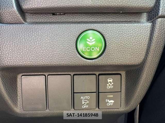 Honda FIT HYBRID 2015-02 7500588-23