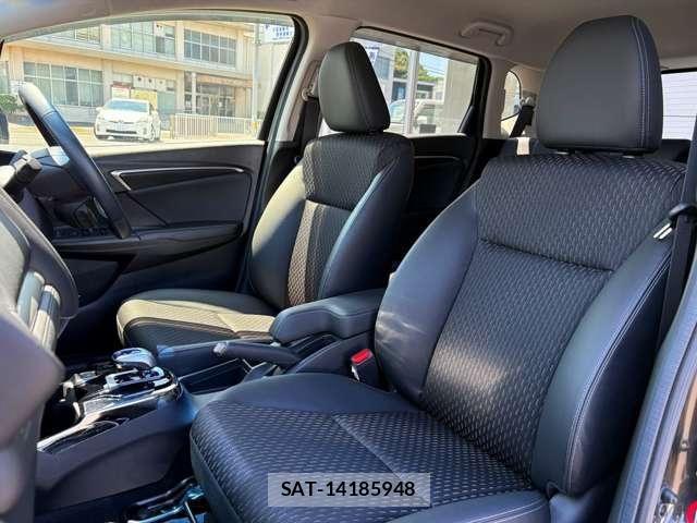 Honda FIT HYBRID 2015-02 7500588-27