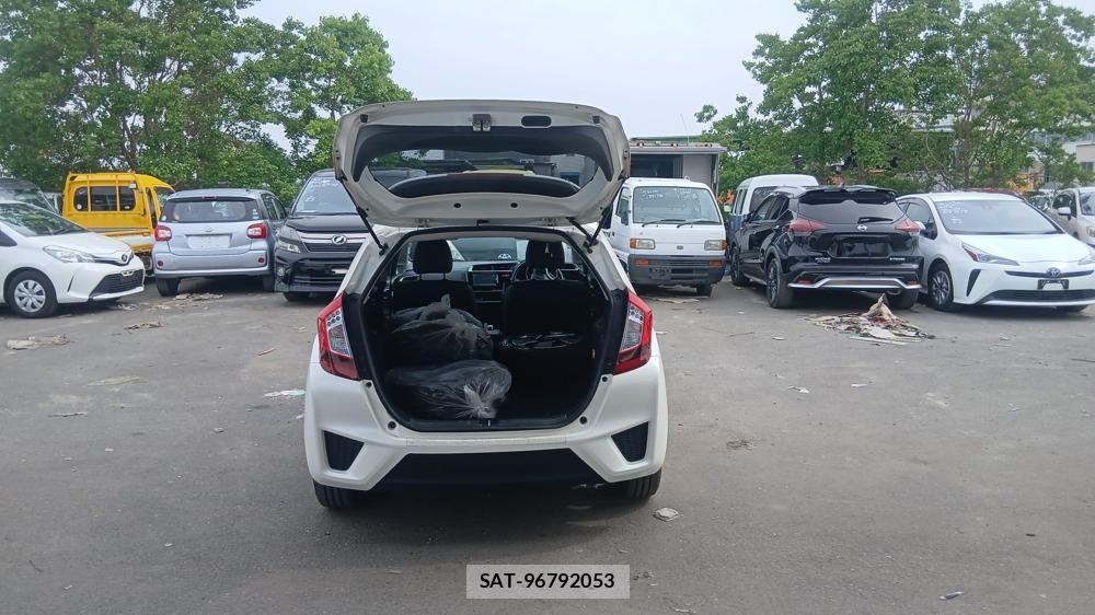 Honda FIT HYBRID 2015 6937245-23