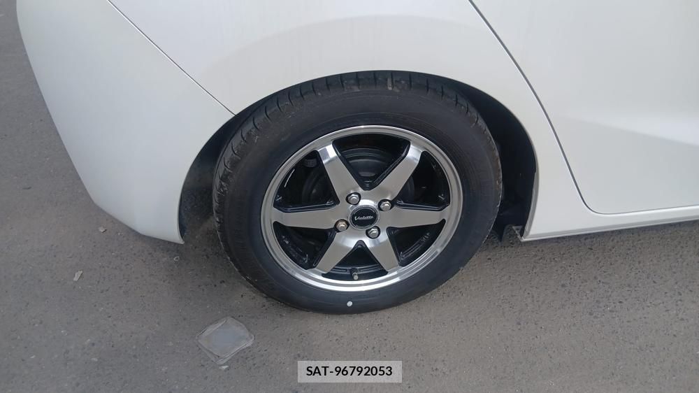 Honda FIT HYBRID 2015 6937245-24