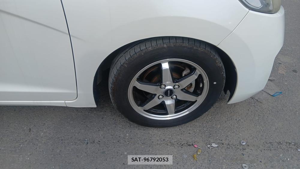 Honda FIT HYBRID 2015 6937245-25