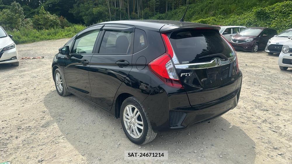 Honda FIT HYBRID 2013 6734643-2