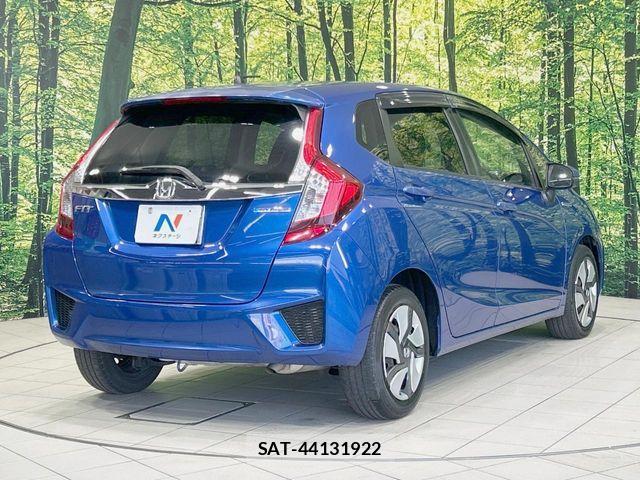 Honda FIT HYBRID 2014-08 7562121-16