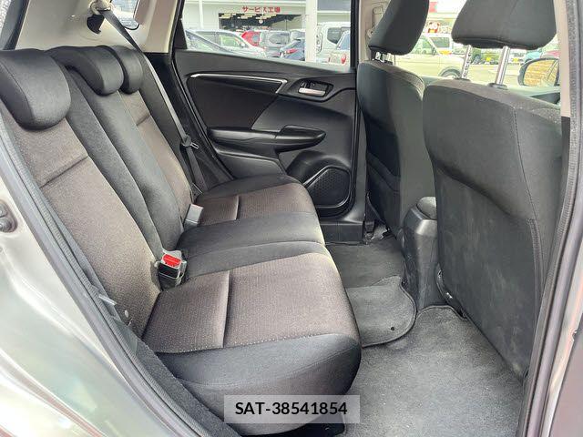 Honda FIT HYBRID 2015-08 7616579-9