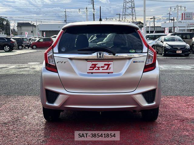 Honda FIT HYBRID 2015-08 7616579-23