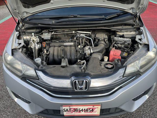 Honda FIT HYBRID 2015-08 7616579-27