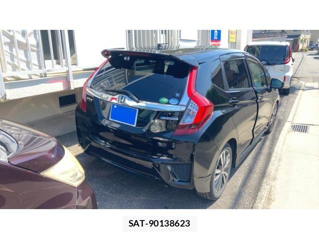 Honda FIT HYBRID 2016-07 7616576-6