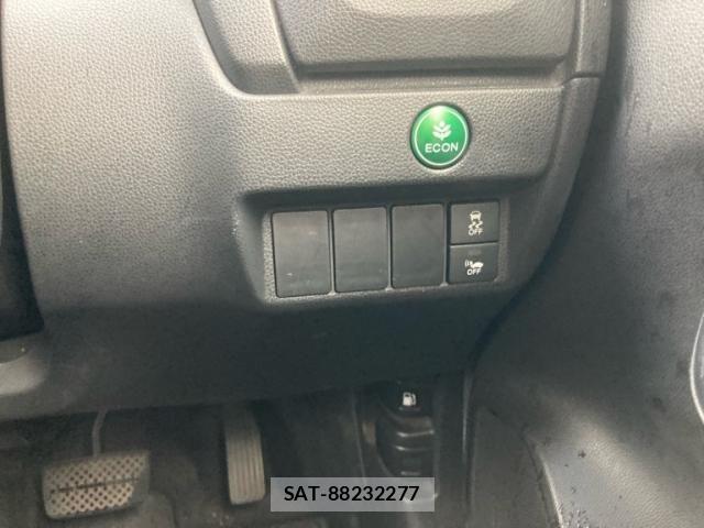 Honda FIT HYBRID 2013-11 7616583-17