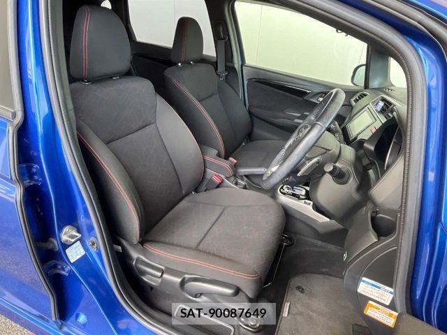 Honda FIT HYBRID 2016-02 7616574-9