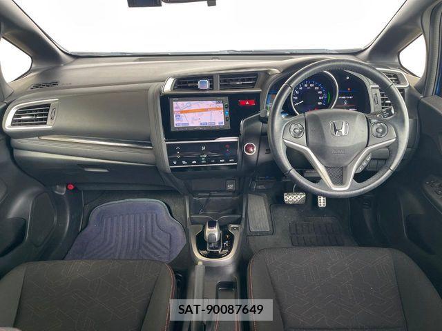 Honda FIT HYBRID 2016-02 7616574-1