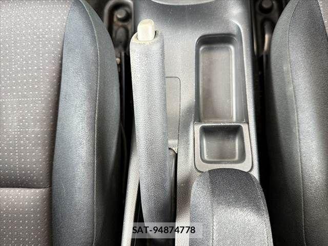 Honda FIT HYBRID 2013-10 7616588-24
