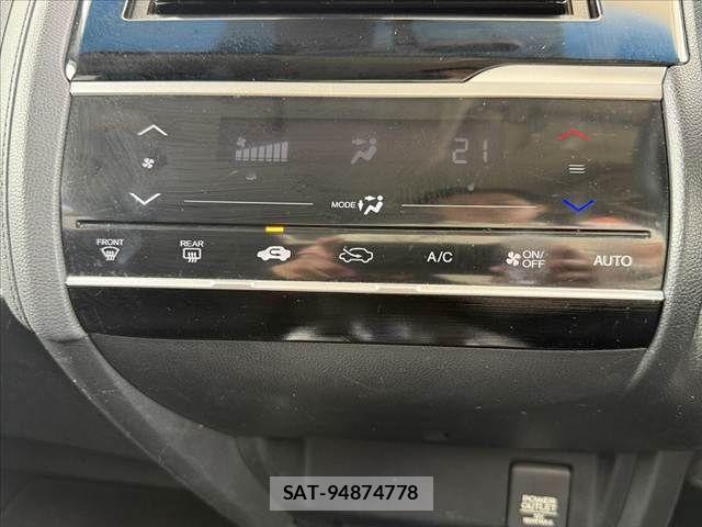 Honda FIT HYBRID 2013-10 7616588-26
