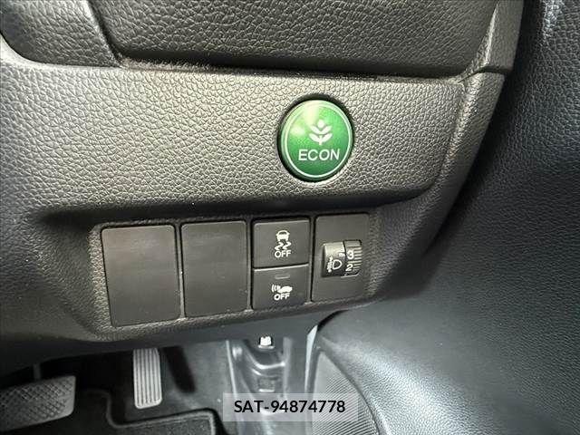 Honda FIT HYBRID 2013-10 7616588-27