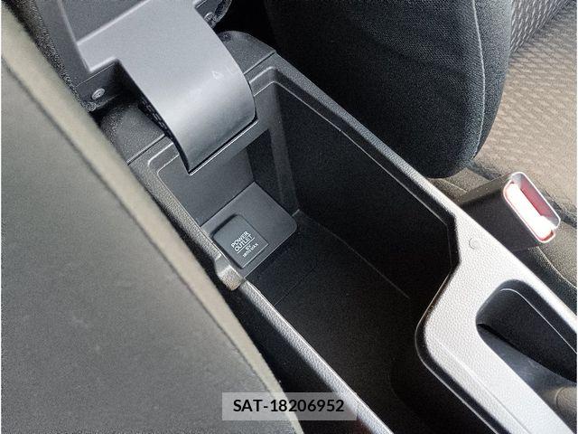 Honda FIT HYBRID 2019-08 7616573-17