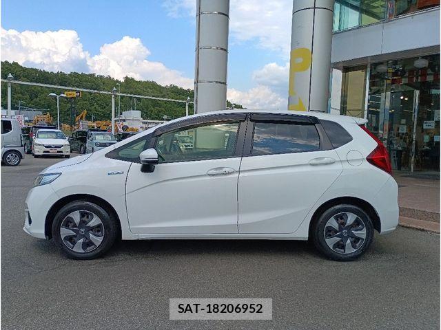 Honda FIT HYBRID 2019-08 7616573-4