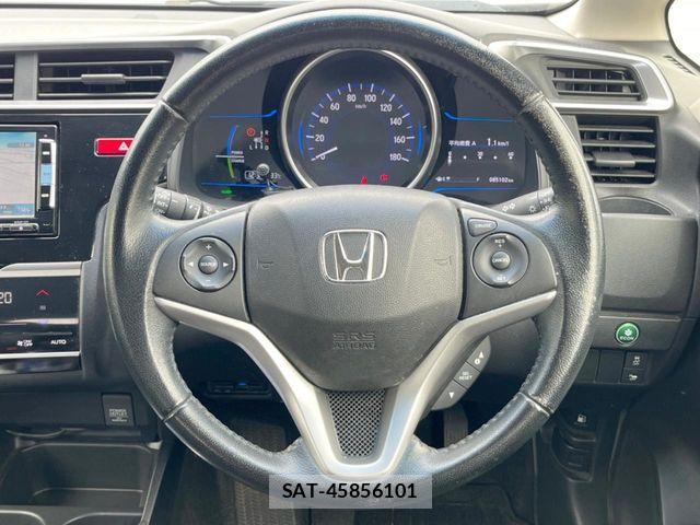 Honda FIT HYBRID 2015-03 7616575-12