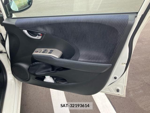 Honda FIT HYBRID 2011-03 7616591-6