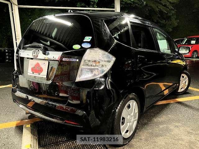 Honda FIT HYBRID 2012-05 7616586-2