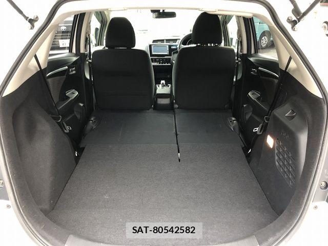 Honda FIT HYBRID 2019-05 7616571-17