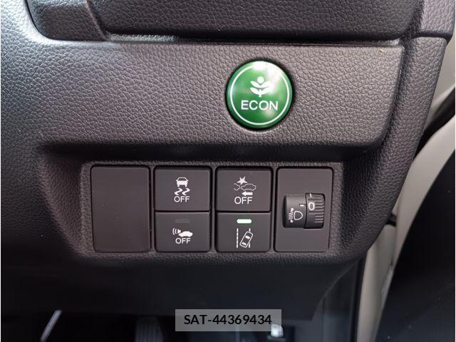 Honda FIT HYBRID 2019-05 7616570-15