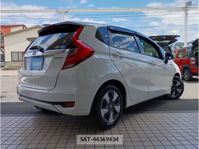 Honda FIT HYBRID 2019-05 7616570-2