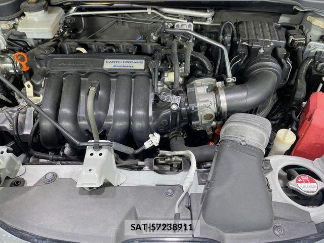 Honda FIT HYBRID 2016-02 7616569-17