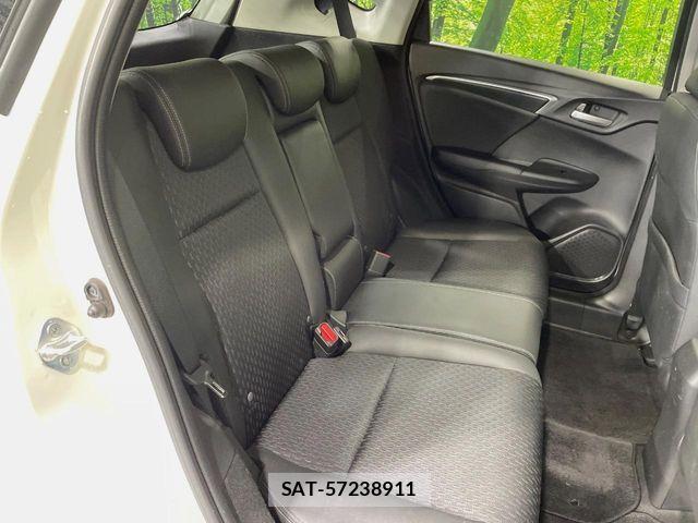 Honda FIT HYBRID 2016-02 7616569-8