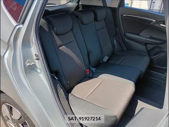 Honda FIT HYBRID 2013-12 7616577-17