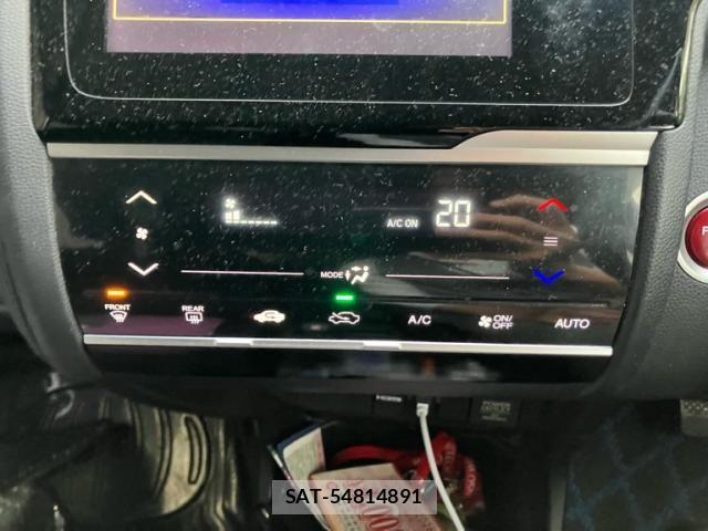 Honda FIT HYBRID 2014-04 7616590-16