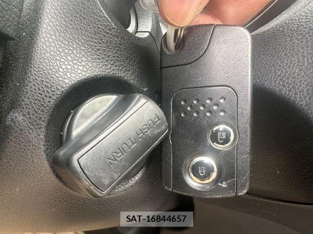 Honda FIT HYBRID 2013-03 7616584-11