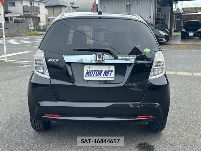 Honda FIT HYBRID 2013-03 7616584-18