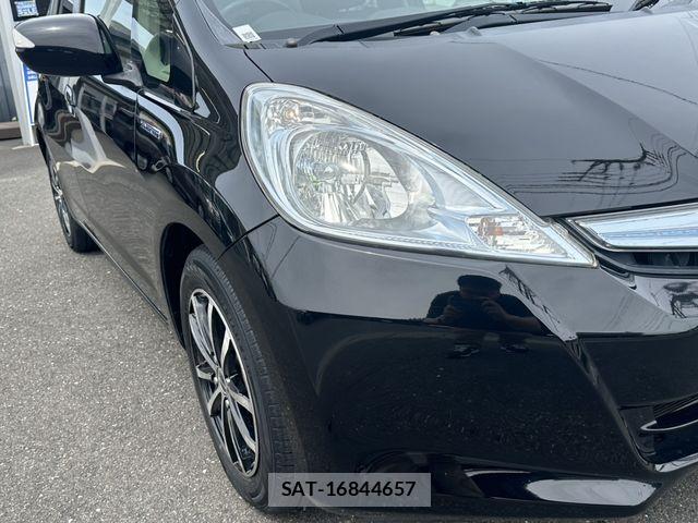 Honda FIT HYBRID 2013-03 7616584-21