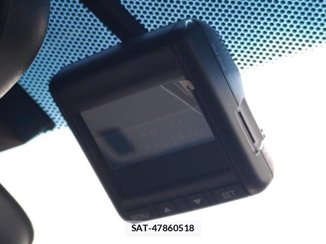 Honda FIT HYBRID 2019-08 7723348-18