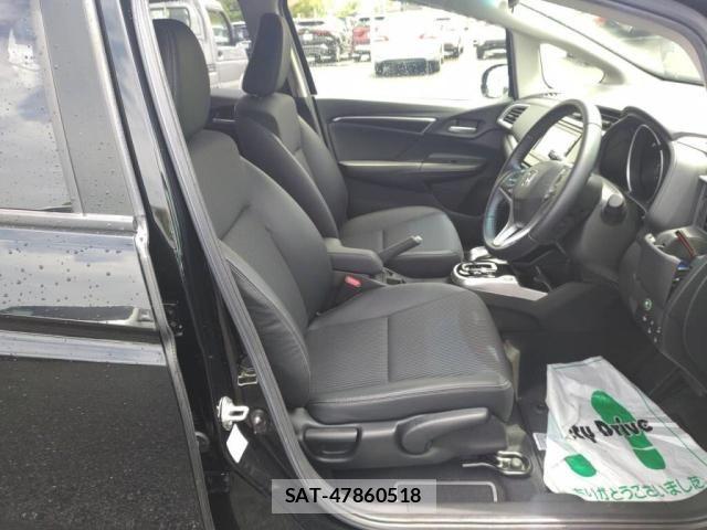 Honda FIT HYBRID 2019-08 7723348-21