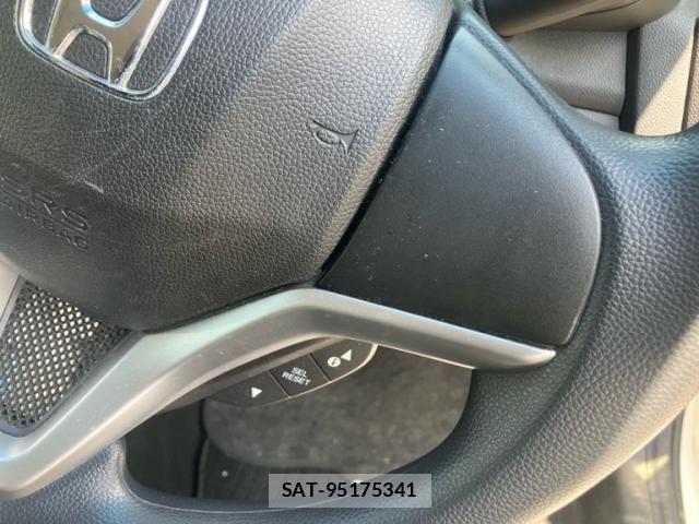 Honda FIT HYBRID 2016-03 7723368-13