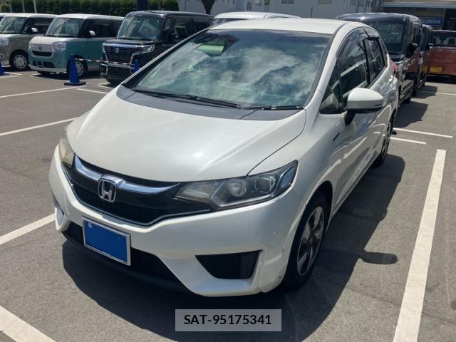 Honda FIT HYBRID 2016-03 7723368-2