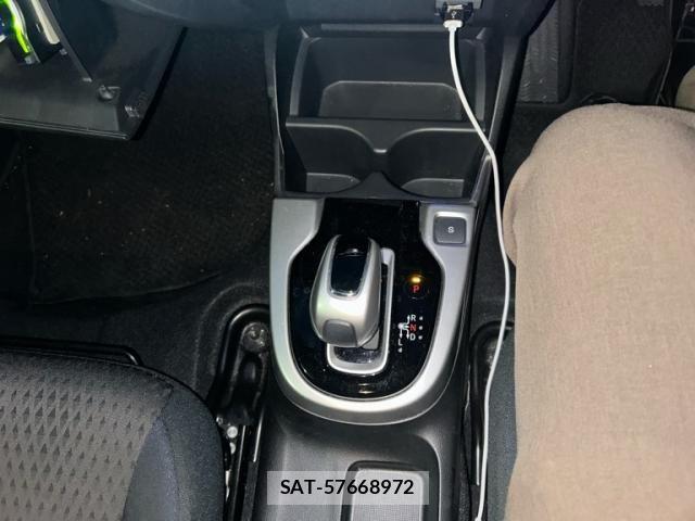 Honda FIT HYBRID 2019-02 7723353-20