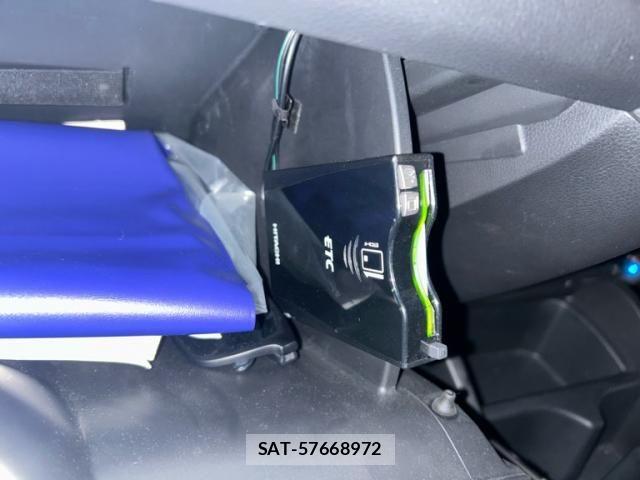 Honda FIT HYBRID 2019-02 7723353-21