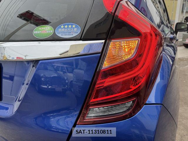 Honda FIT HYBRID 2017-06 7723357-14