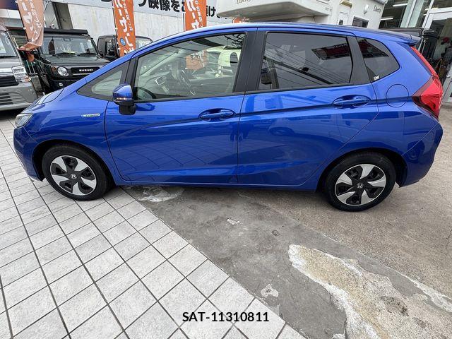 Honda FIT HYBRID 2017-06 7723357-8