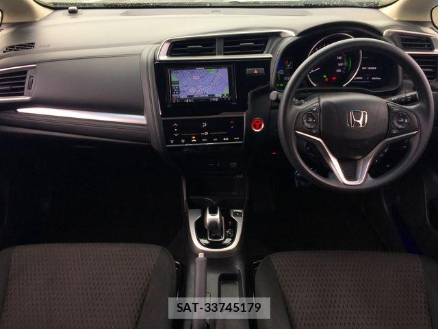 Honda FIT HYBRID 2019-08 7723354-15