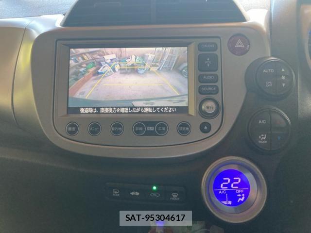 Honda FIT HYBRID 2010-12 7723384-18