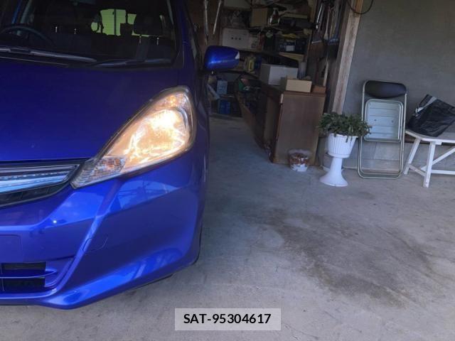 Honda FIT HYBRID 2010-12 7723384-3