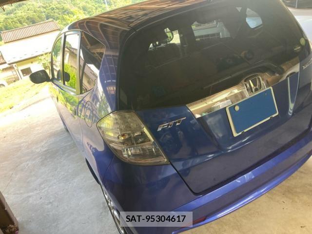 Honda FIT HYBRID 2010-12 7723384-5