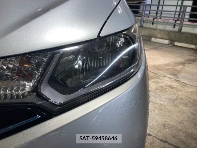 Honda FIT HYBRID 2017-01 7723361-2