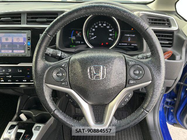 Honda FIT HYBRID 2017-07 7723351-13