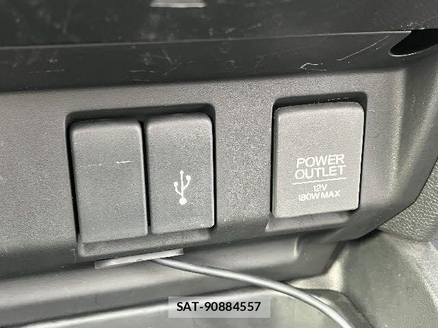 Honda FIT HYBRID 2017-07 7723351-16