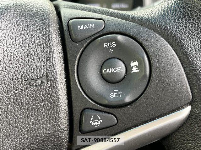 Honda FIT HYBRID 2017-07 7723351-17