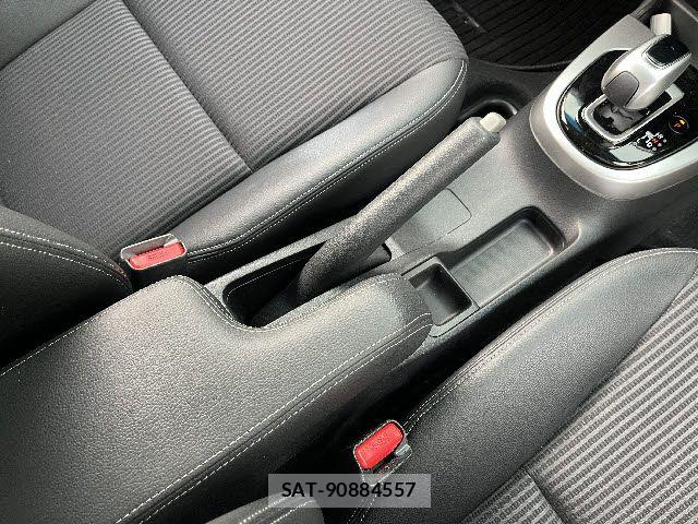 Honda FIT HYBRID 2017-07 7723351-23