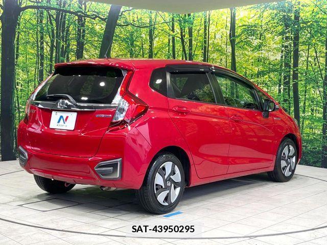 Honda FIT HYBRID 2015-06 7784954-16